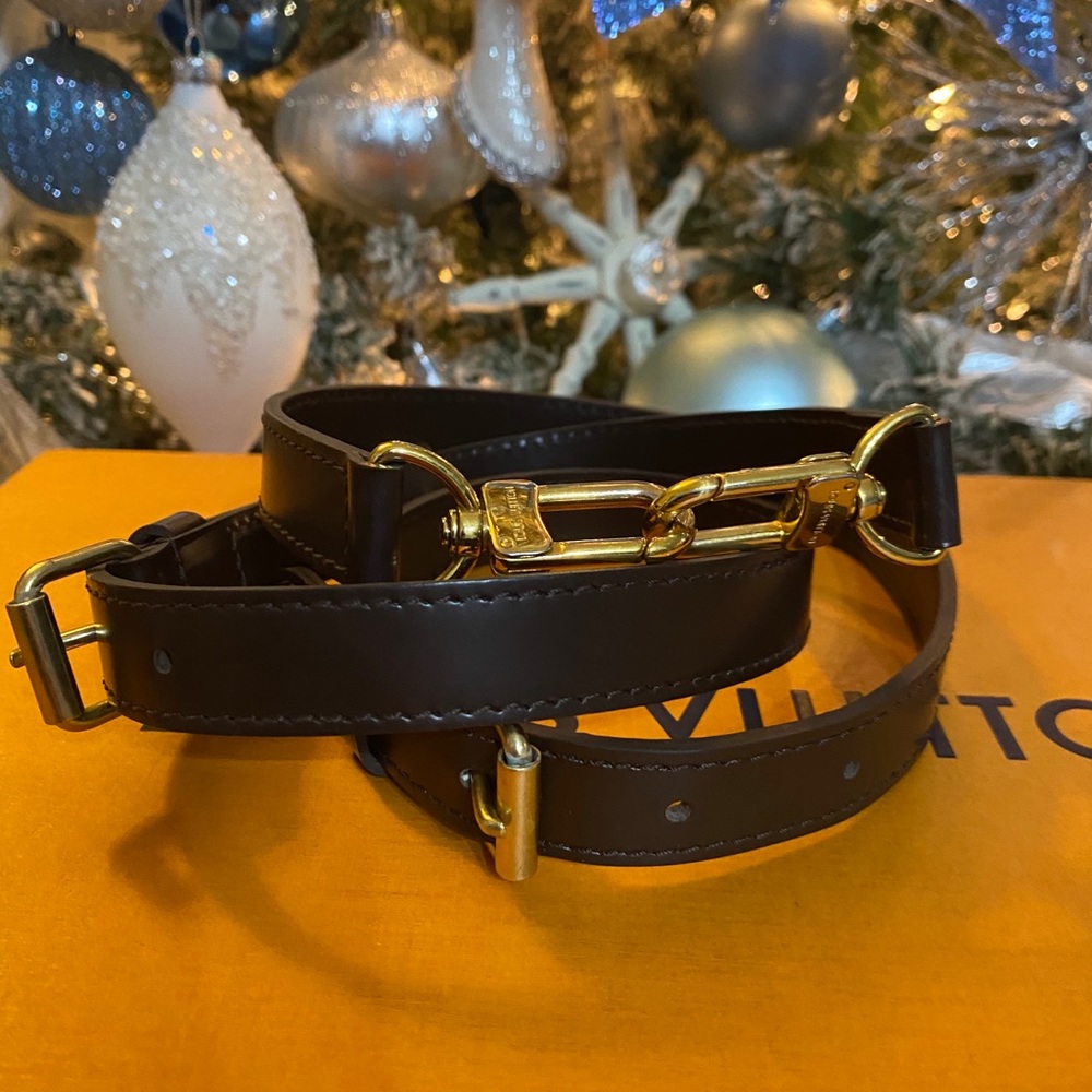100% authentic Louis Vuitton Bando Strap